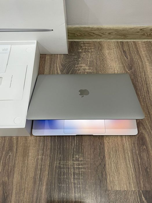 MacBook Air 13″ 2020 | Intel | 256 GB SSD