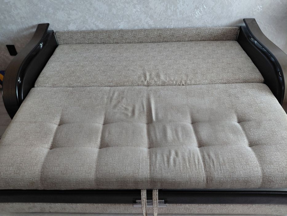 Продам диван с креслом