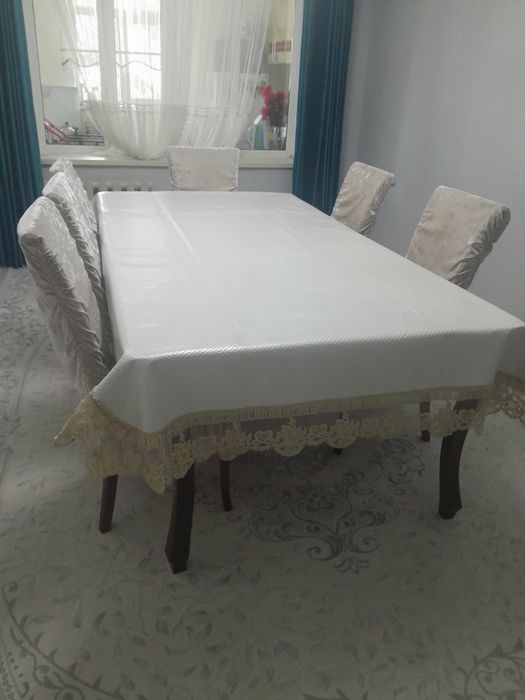 12 Стульясы бар столь сатылады