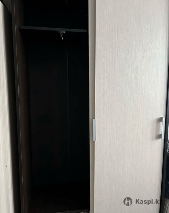 Продам шкаф купе