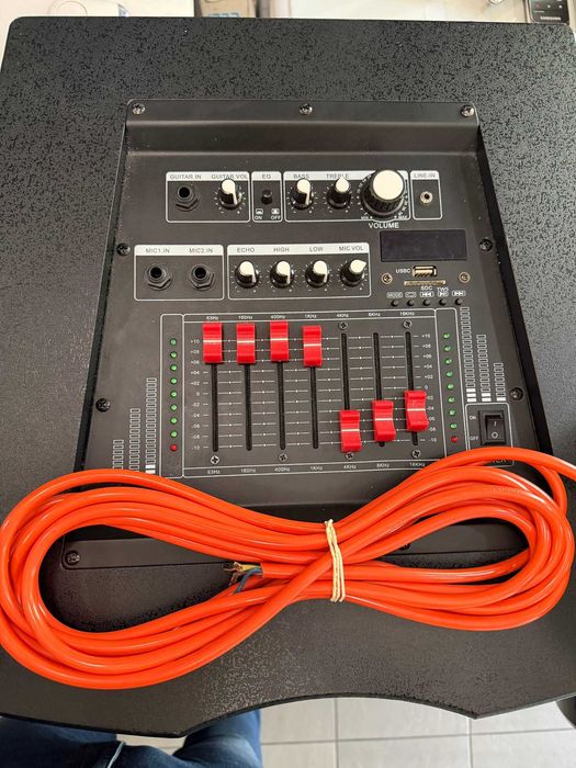 Преносими Говорители 2 броя с микрофони Elekom EK-3115