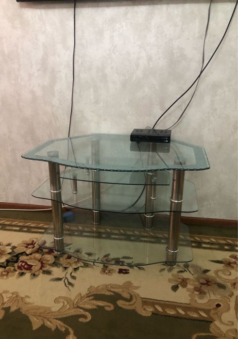 Продам подставку под телевизор