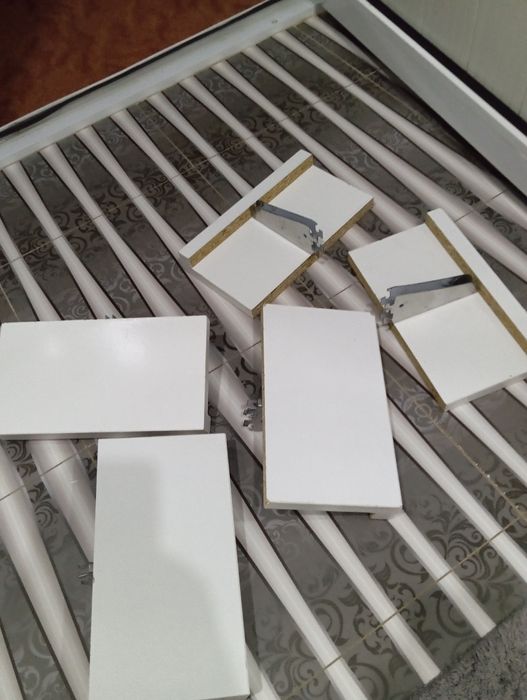 Продам полки по 10 тысяч