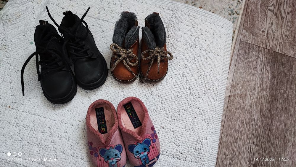 Продается детская обувь зара