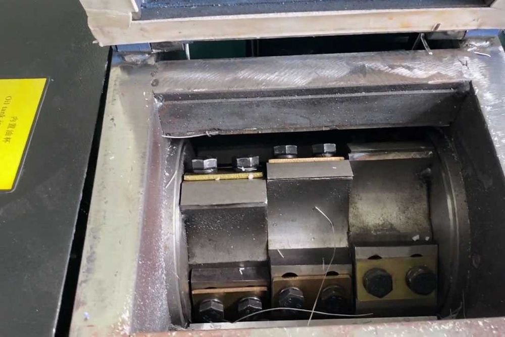 Новa дробилка за пластмаса модел Q180CN