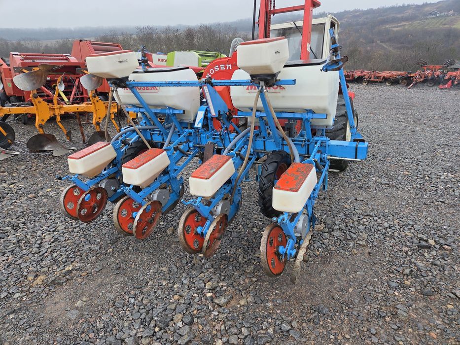 Semanatoare Porumb Monosem PNU 4 sire