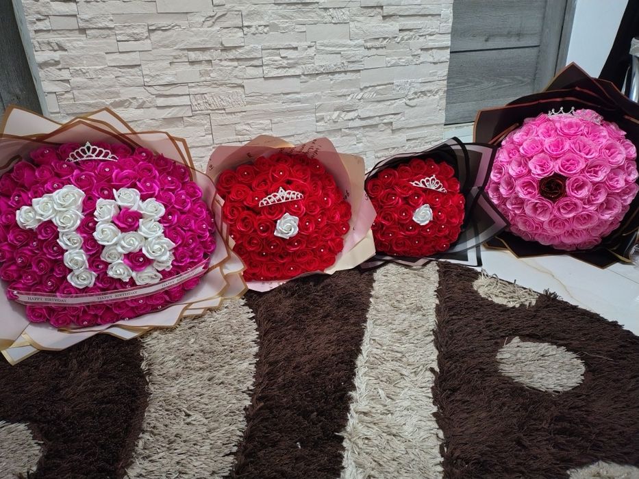 Aranjamente si buchete din trandafiri de sapun