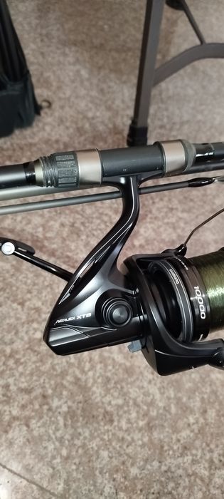 Шаранджийски сет , въдици и макари Shimano, калъф, стол и кеп