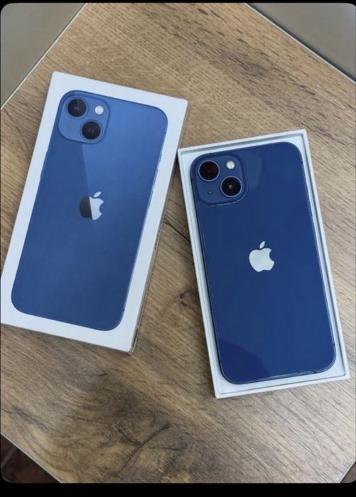 Продаю айфон 13