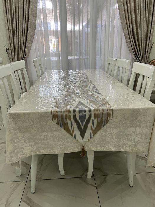 Стол стулья штучно