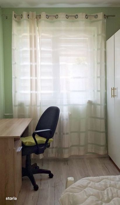 Inchiriere 2 camere Manastur, finisat modern, etaj intermediar
