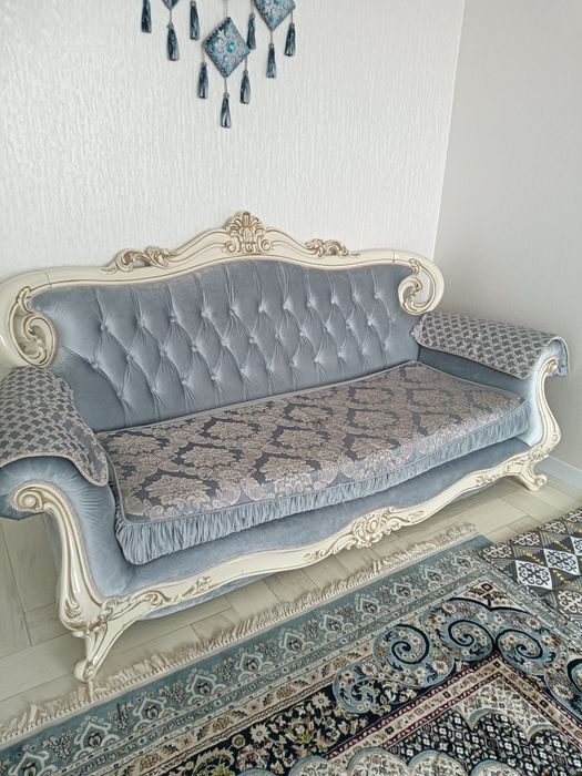 Продам классический диван