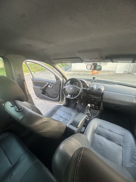 Dacia Duster 2011