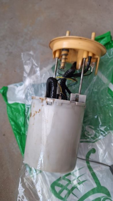 Pompa rezervor Passat b6 2.0 tdi bmp