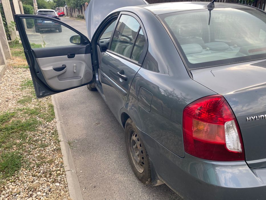 HYUNDAI Accent 2008 — imagine 3