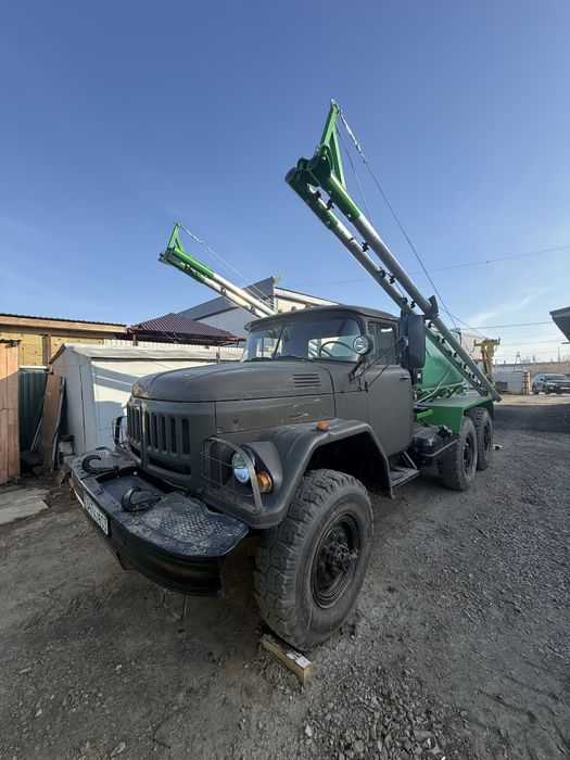 Самаходный опрыскаватель зил 131