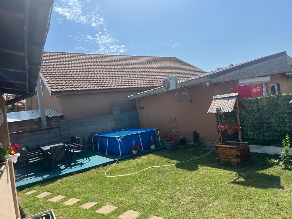 Vand Casa individuala sacalaz