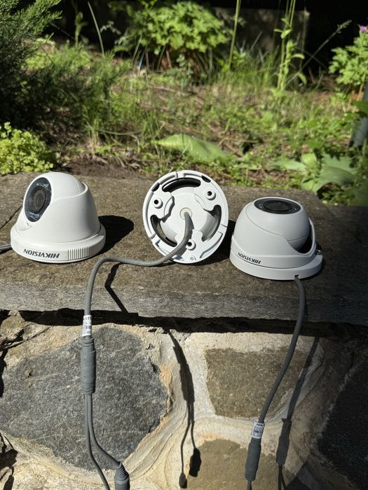 камери Hikvision