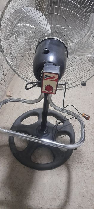 Вентилятор большой