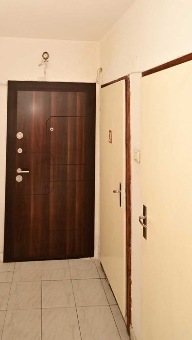 Продава се Тристаен апартамент в Перник, Изток - 98 кв.м за 1531 €/кв.м - Снимка #11