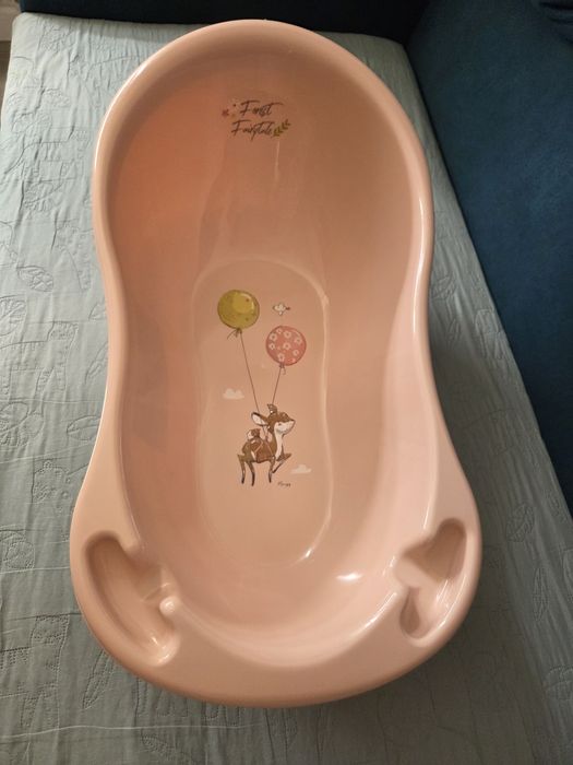 Cădiță bebe roz (Forest Fairytale) stare foarte bună, model adorabil cu căprioară