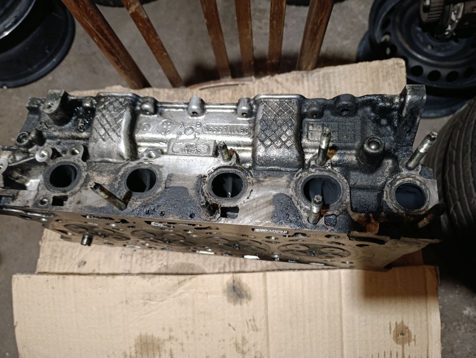 Цилиндрова глава  за Ford C-Max 1.6 TDCI - 90/109 коня