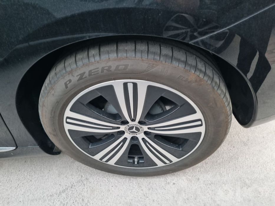 Mersedes benz eqe 500