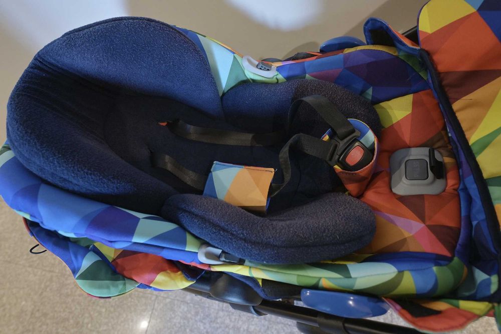 Бебешка количка Adamex Cortina 3 в 1 + Kikkaboo - Isofix база за кола