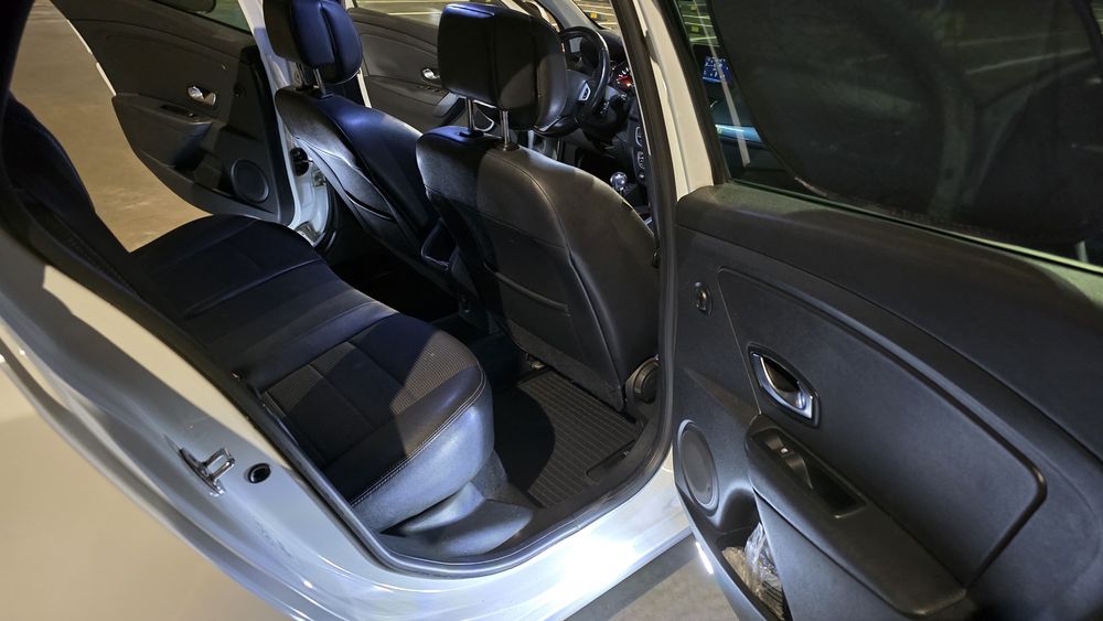 Renault Megane 3 GT 2.0 dci 160cp