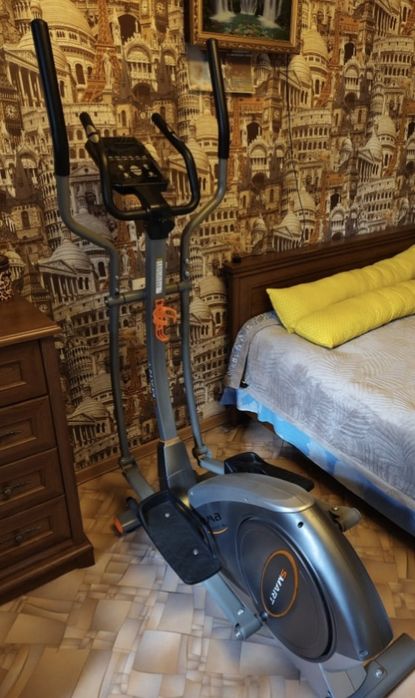 Эллиптический тренажёр