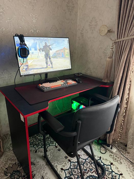 Компьютерные стол стул
