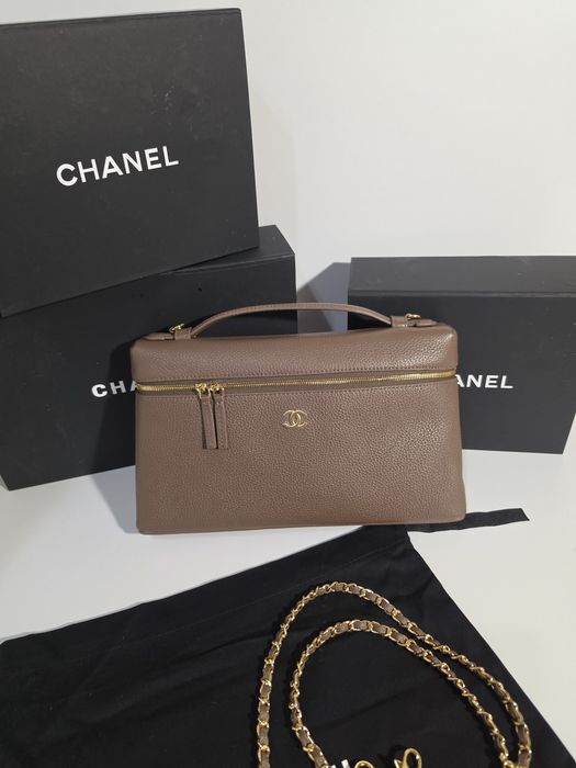 Налична чанта Chanel Lunch Box 26c
