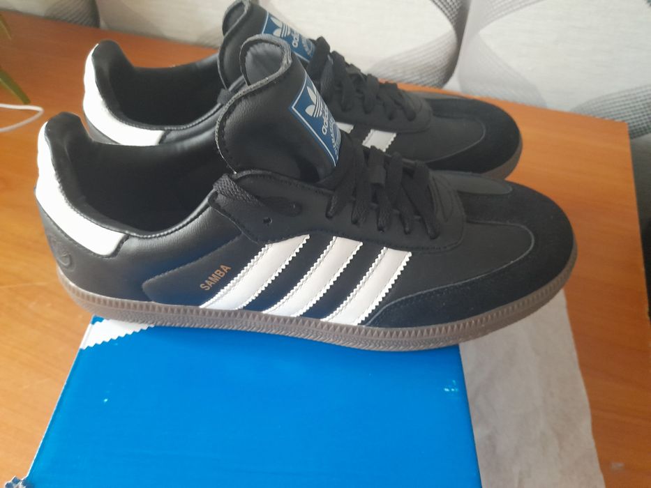 Красовки летние адидас