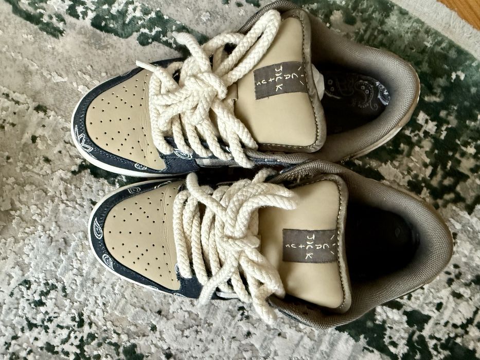 Nike SB Dunk Low Travis Scott