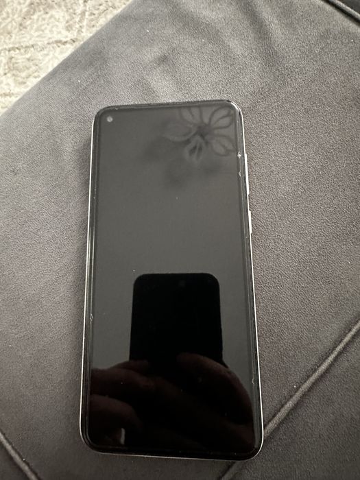 Два телефона сросно