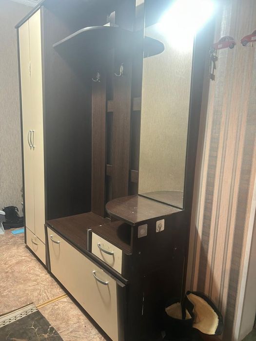 Продам прихожую состояние хорошее