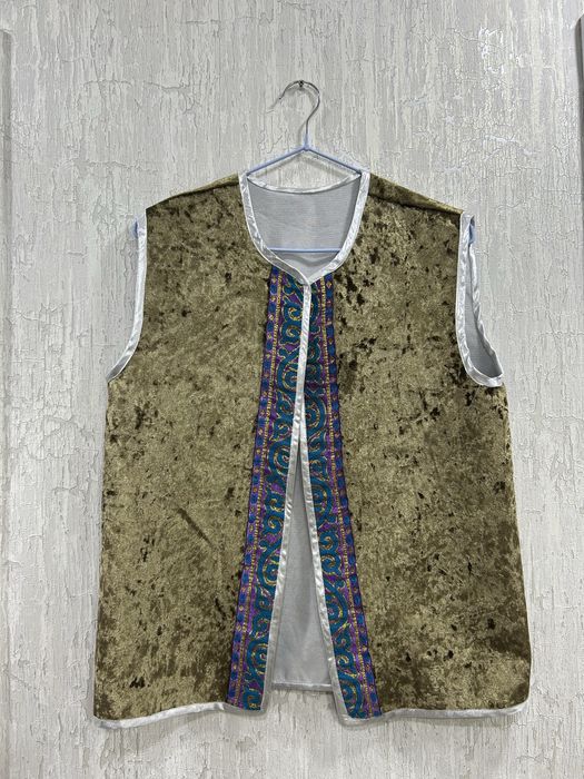 Национальный жилет