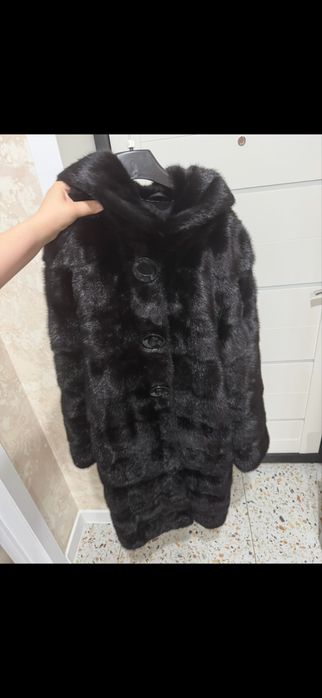 Продам норковую  шубу