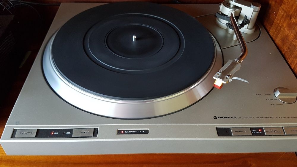 Pickup Pioneer PL-600 direct drive, full auto, cu suspensie