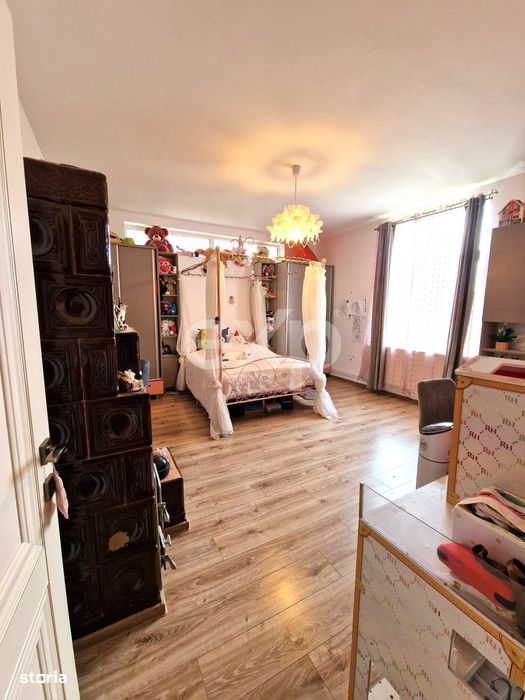 Casa de Vanzare 120 mp + teren 1500 Razvad, Dambovita
