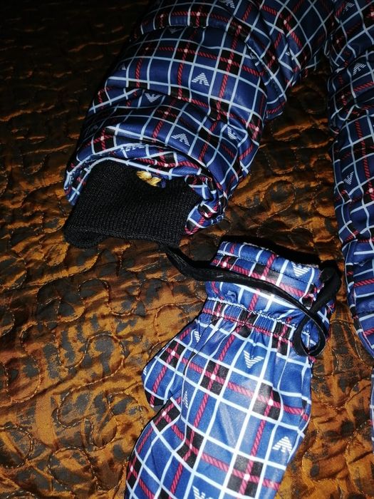 Продаю детский комбинезон для мальчика