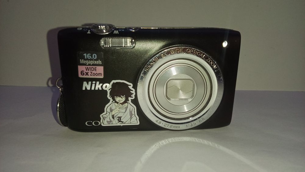 Продам цифровой фотоаппарат Nikon COOLPIX S2700.