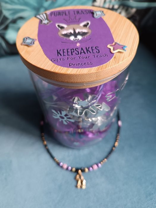 Мистериозни буркани с бижута