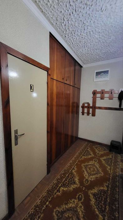 Тристаен апартамент в жк. Тракия, блок 23