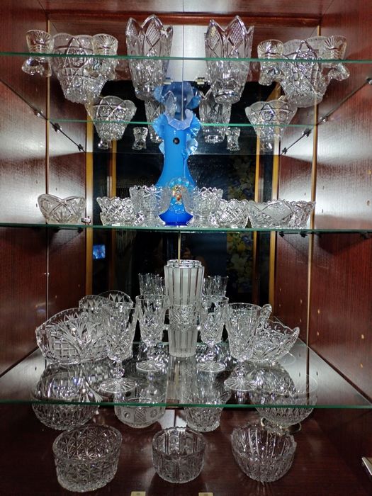 Хрустальная посуда.