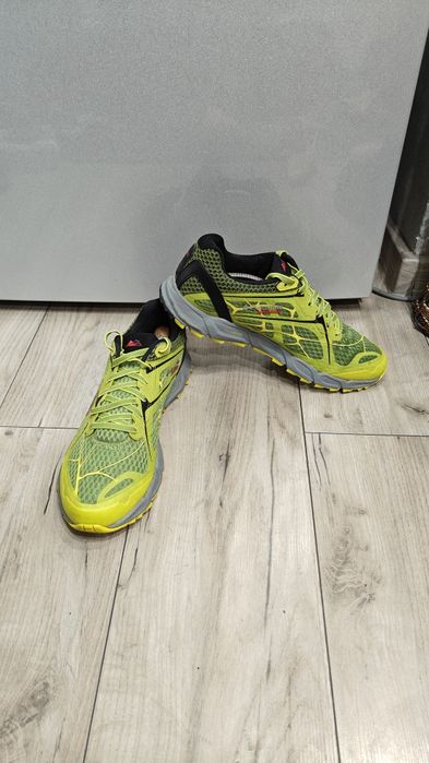 Columbia mărimea 44