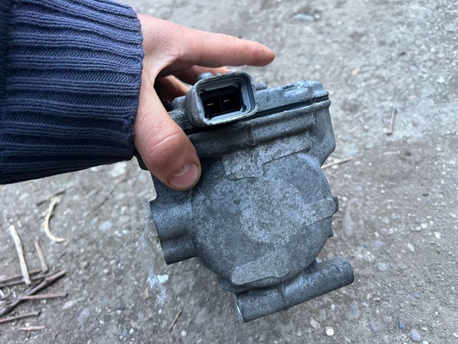 Compresor clima toyota auris 2 , prius, yaris