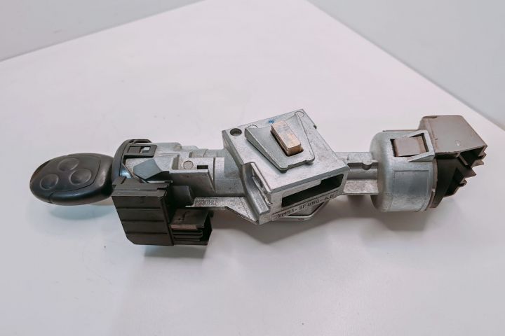 Contact Pornire  cu Cheie 3M513F880AB Ford Focus a 2-a generatie