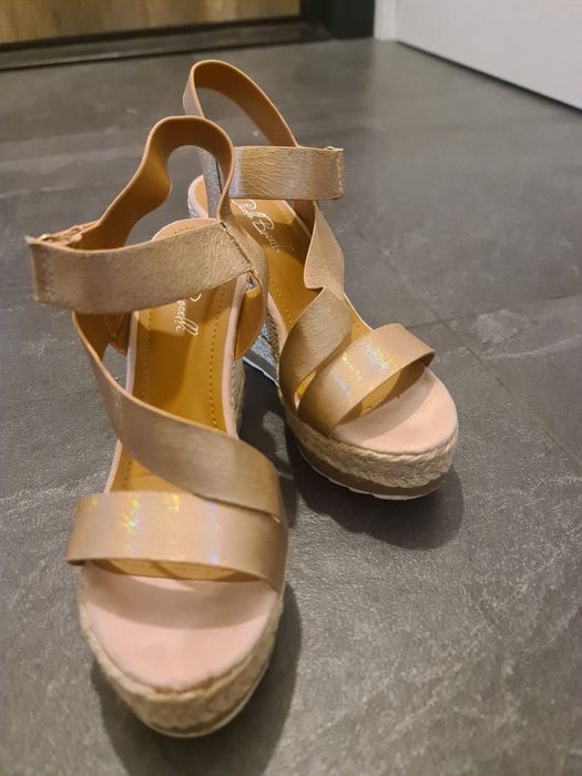 Сандали на платформа 37 Paolo Boticheli