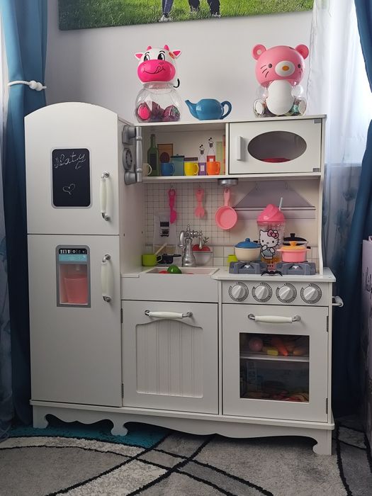 Vând bucătărie copii ca noua